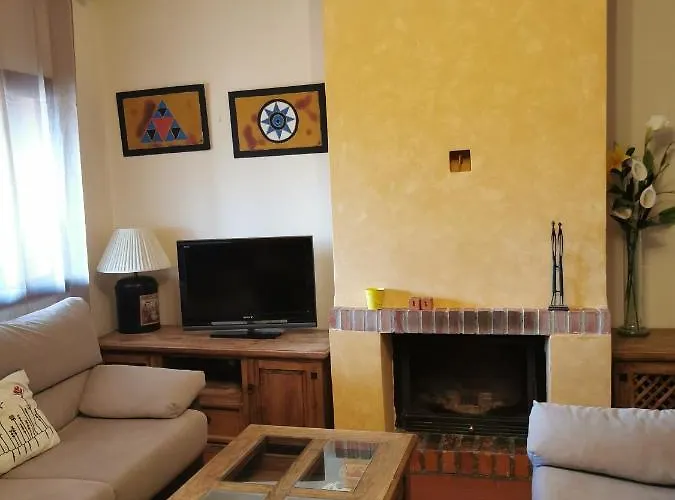 Casa de Férias La Cerca De Torrecaballeros, A 10 Min De Segovia *