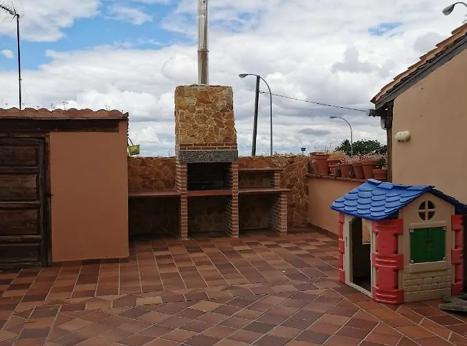 La Cerca De Torrecaballeros, A 10 Min De Segovia